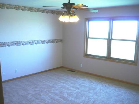 1265 E Sherrill Rd, Minooka, IL 60447 photo 10