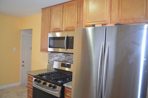 751 N Wolf Rd, Hillside, IL 60162 photo 6
