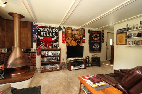 4007 Maple Ave, Mchenry, IL 60050 photo 8