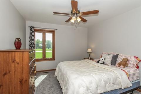 10945 Ernest Dr, Marengo, IL 60152 photo 13