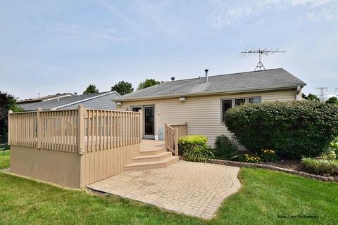 1367 Burns Dr, Elgin, IL 60120 photo 21