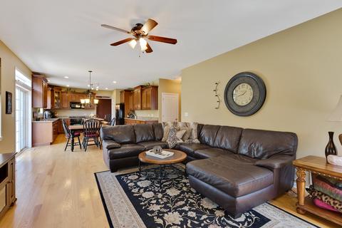 720 Fox Trail Ter, Cary, IL 60013 photo 10