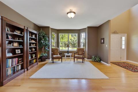 720 Fox Trail Ter, Cary, IL 60013 photo 4
