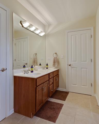 720 Fox Trail Ter, Cary, IL 60013 photo 18