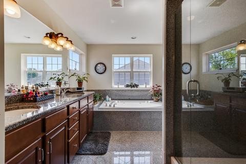 720 Fox Trail Ter, Cary, IL 60013 photo 14