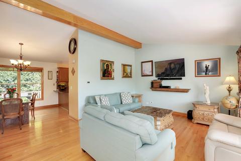 902 Pear Tree Ln, Wheeling, IL 60090 photo 3