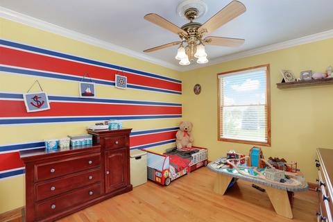 902 Pear Tree Ln, Wheeling, IL 60090 photo 17