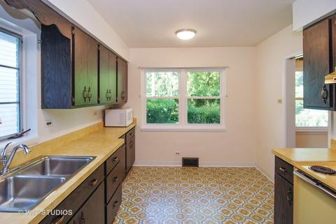 244 Bartram Rd, Riverside, IL 60546 photo 4