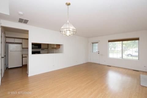 329 Gregory St, Aurora, IL 60504 photo 3