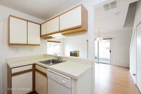 329 Gregory St, Aurora, IL 60504 photo 4