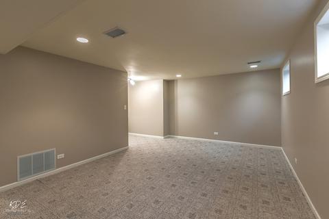 305 Brittany Trl, Elgin, IL 60120 photo 28