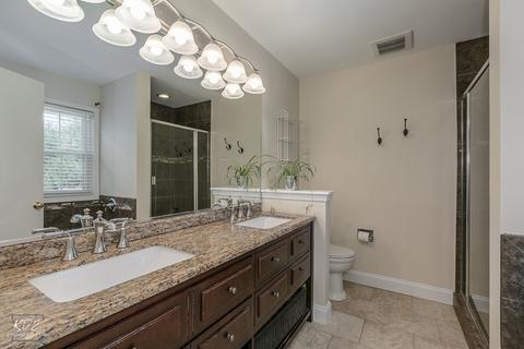 305 Brittany Trl, Elgin, IL 60120 photo 21