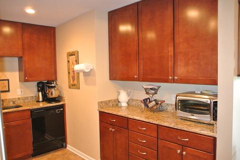 5400 Astor Ln #215, Rolling Meadows, IL 60008 photo 5