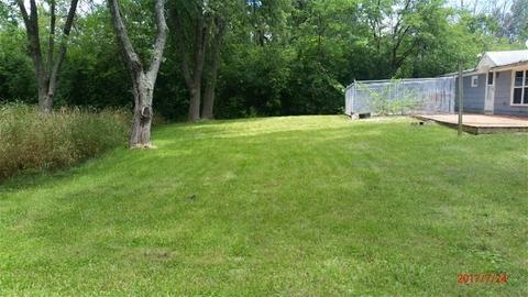 2007 Highwood Rd, Mchenry, IL 60051 photo 3