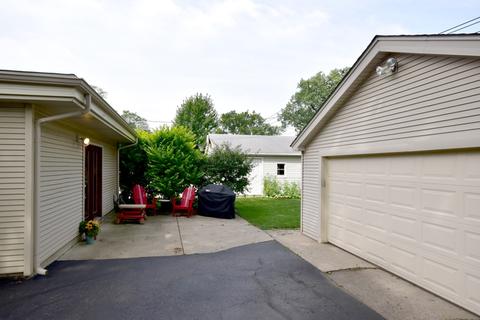 225 E Cayuga Ave, Elmhurst, IL 60126 photo 32