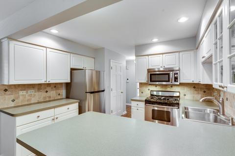 1601 Stonebridge Trl, Wheaton, IL 60189 photo 12