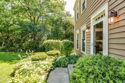 1601 Stonebridge Trl, Wheaton, IL 60189 photo 32