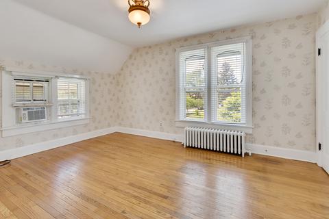 453 Douglas Ave, Elgin, IL 60120 photo 25