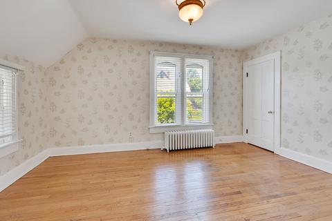 453 Douglas Ave, Elgin, IL 60120 photo 23