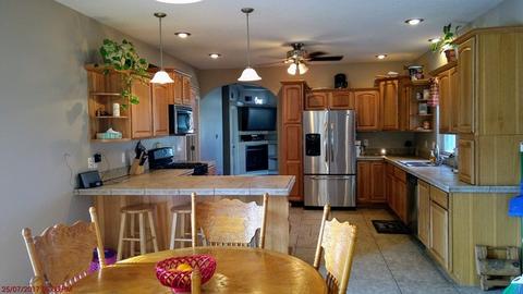 507 E King St, Polo, IL 61064 photo 5
