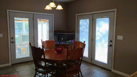 507 E King St, Polo, IL 61064 photo 6
