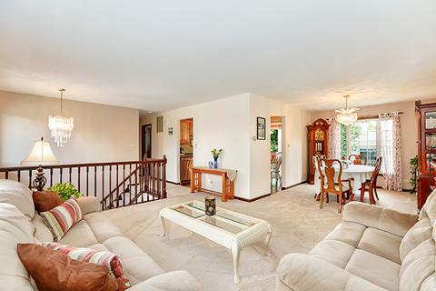 4646 Brigantine Ln, Hoffman Estates, IL 60192 photo 3