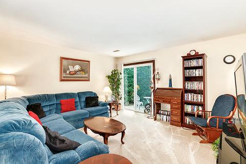 4646 Brigantine Ln, Hoffman Estates, IL 60192 photo 15