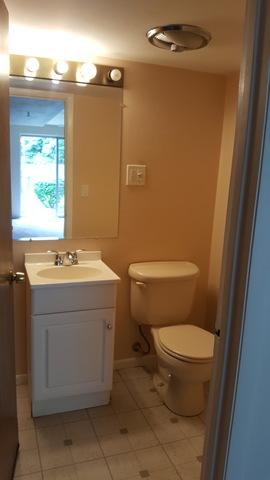8901 Lyons St, Des Plaines, IL 60016 photo 11