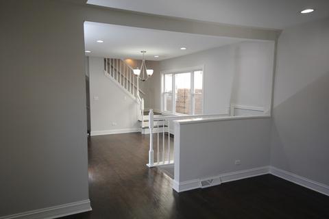 9414 S Eberhart Ave, Chicago, IL 60619 photo 13