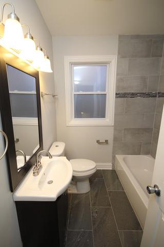 9414 S Eberhart Ave, Chicago, IL 60619 photo 6