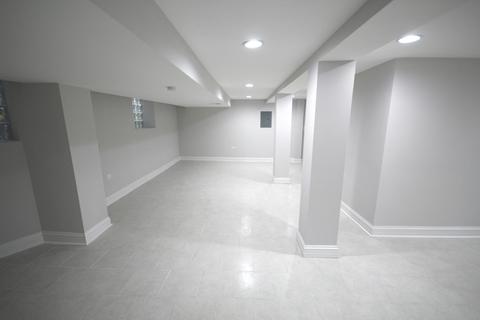 9414 S Eberhart Ave, Chicago, IL 60619 photo 18