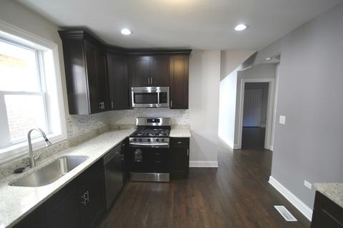 9414 S Eberhart Ave, Chicago, IL 60619 photo 5