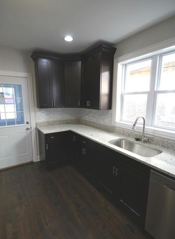 9414 S Eberhart Ave, Chicago, IL 60619 photo 4