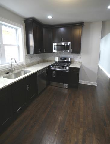 9414 S Eberhart Ave, Chicago, IL 60619 photo 3