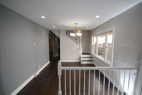 9414 S Eberhart Ave, Chicago, IL 60619 photo 14