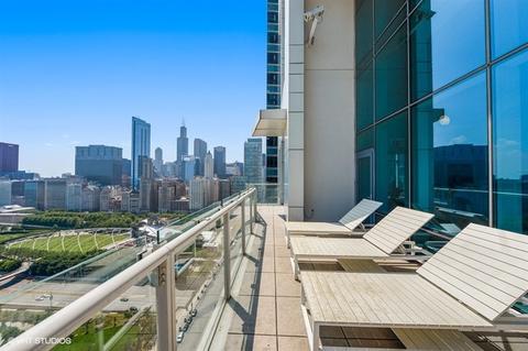 340 E Randolph St #305, Chicago, IL 60601 photo 19
