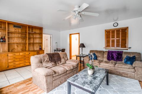 835 Spruce St, Aurora, IL 60506 photo 13