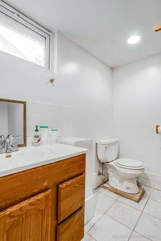 835 Spruce St, Aurora, IL 60506 photo 22