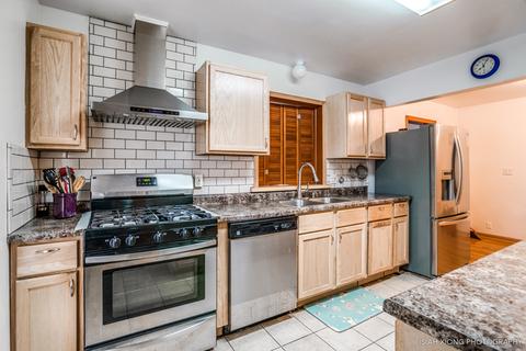 835 Spruce St, Aurora, IL 60506 photo 7