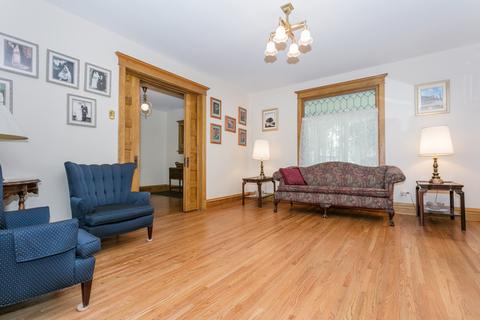 1504 E Walnut Ave, Des Plaines, IL 60016 photo 8