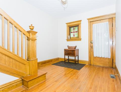 1504 E Walnut Ave, Des Plaines, IL 60016 photo 5