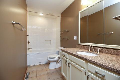 2710 E Heritage Ln, Kankakee, IL 60901 photo 11