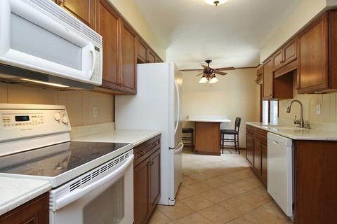 2710 E Heritage Ln, Kankakee, IL 60901 photo 3