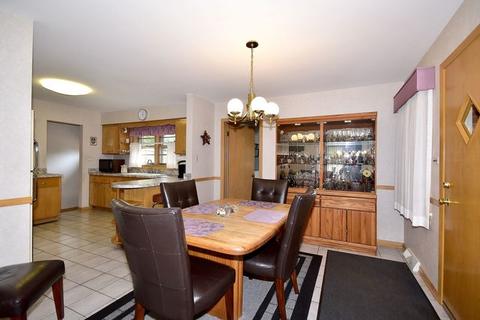 1177 Everett Ln, Des Plaines, IL 60018 photo 8