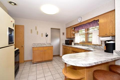 1177 Everett Ln, Des Plaines, IL 60018 photo 7
