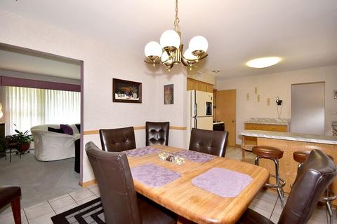 1177 Everett Ln, Des Plaines, IL 60018 photo 5