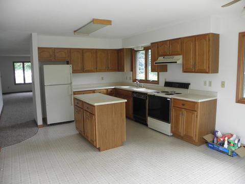 115 Sharon Dr, Morris, IL 60450 photo 6