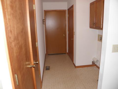 115 Sharon Dr, Morris, IL 60450 photo 9