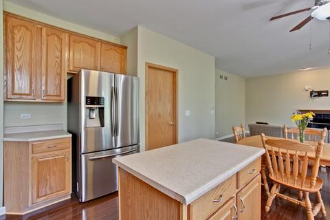 110 E Old Mill Trl, Antioch, IL 60002 photo 10