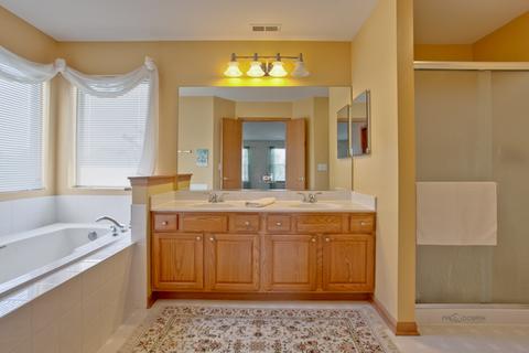 110 E Old Mill Trl, Antioch, IL 60002 photo 20